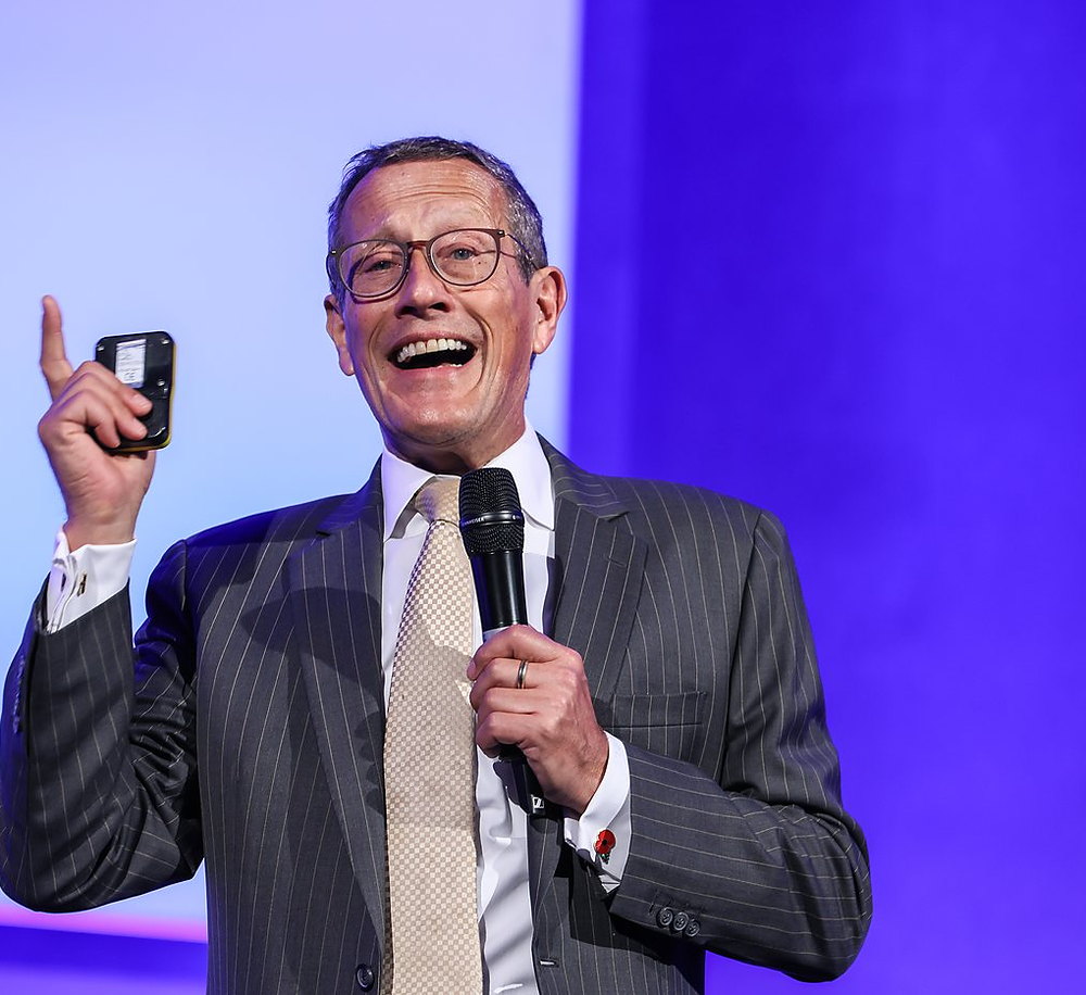 Richard Quest delivering the keynote at The TravMedia Summit 2026